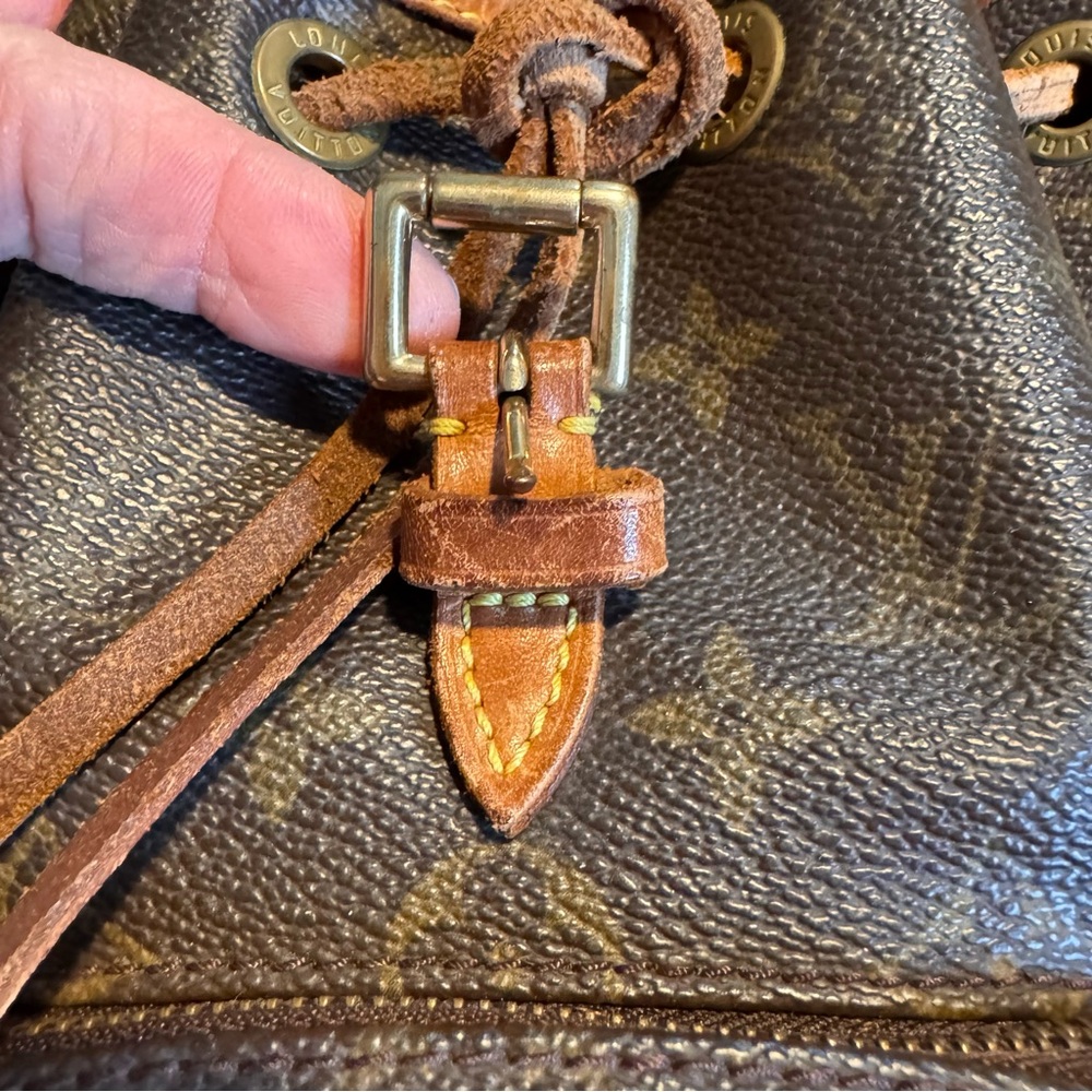 Vintage Louis Vuitton Monogram Mini Montsouris Brown Canvas and Leather Backpack - Picture 4 of 15